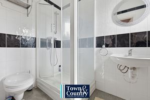 LADYSMITH AVENUE- click for photo gallery